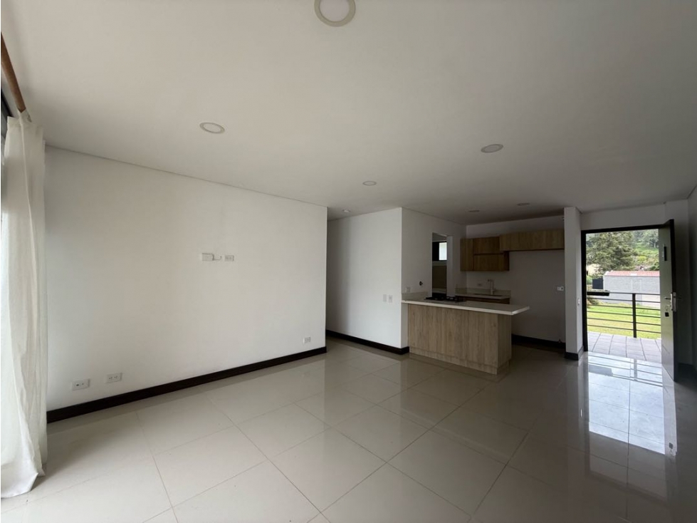 VENTA APARÁTAMENTO EL RETIRO — foto 5