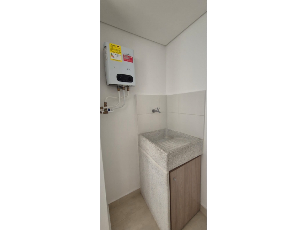 Venta apartamento en CALASANZ- cerca al Mall Santa Ana — foto 5