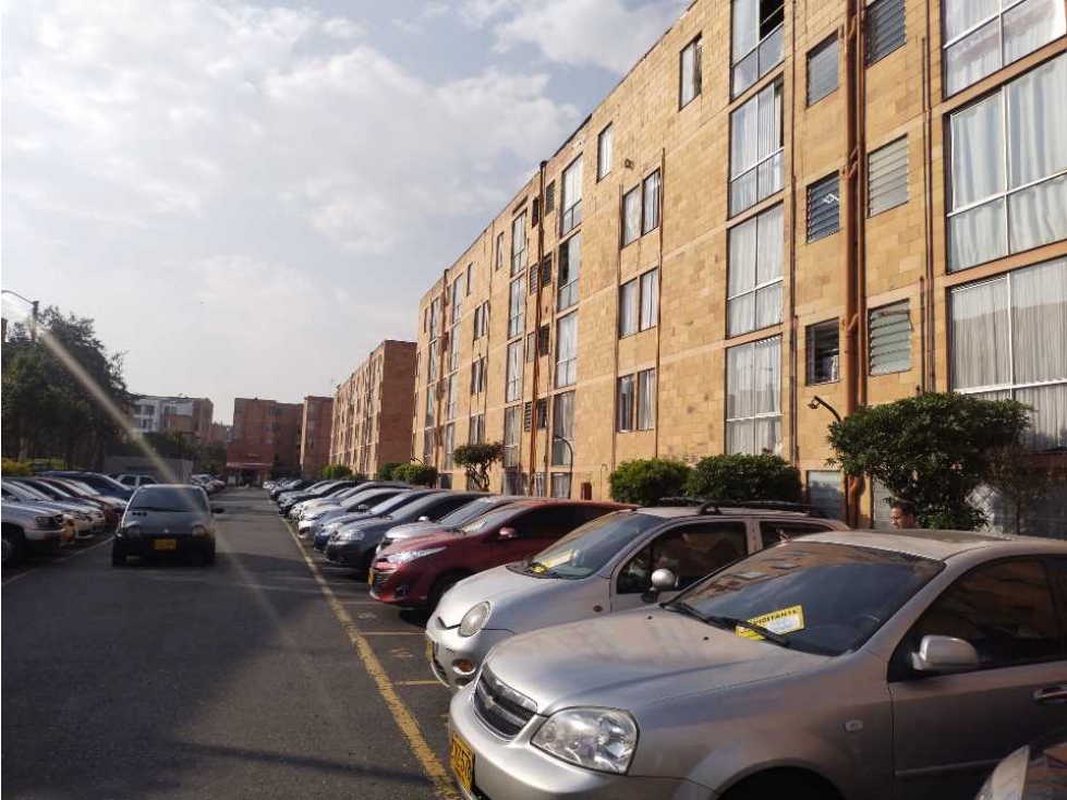 VENTA APARTAMENTO EN CASTILLA CONJUNTO BOSQUES DE CASTILLA — foto 3
