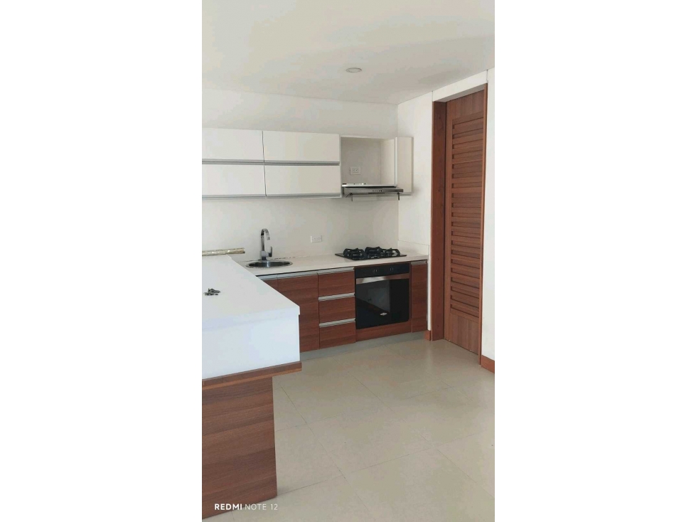 VENTA APARTAMENTO EN CHIPICHAPE NORTE DE CALI