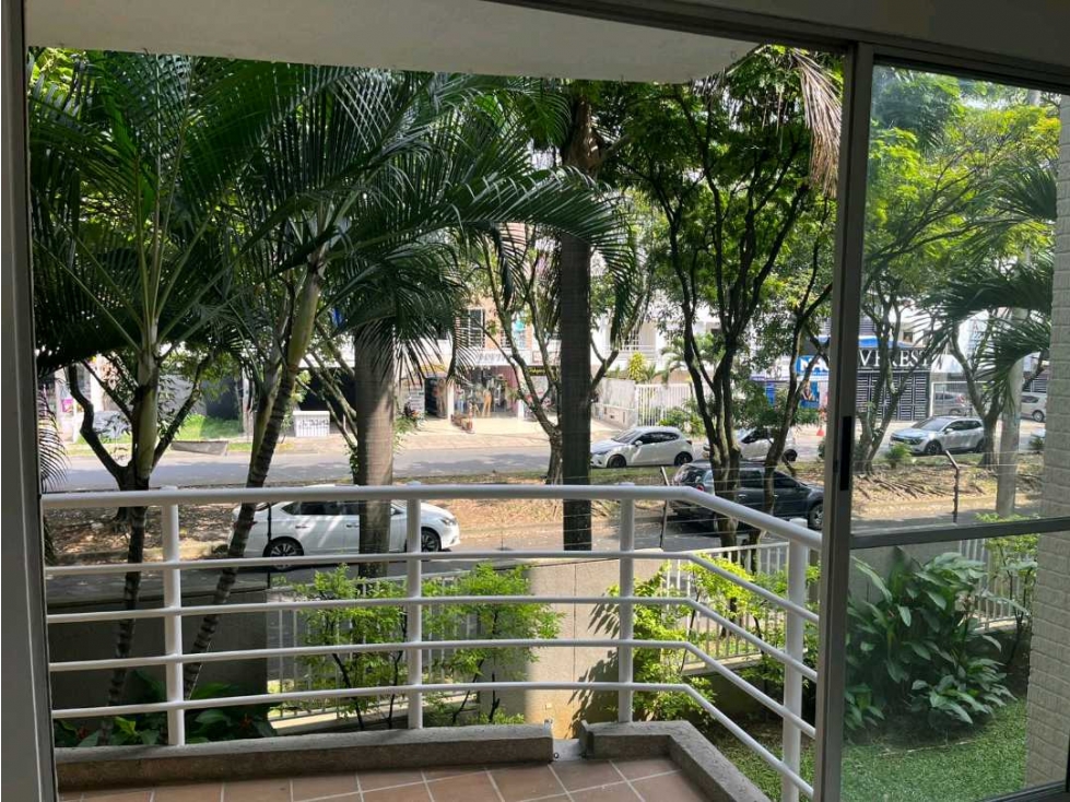 Venta apartamento en conjunto en Valle del Lili — foto 2