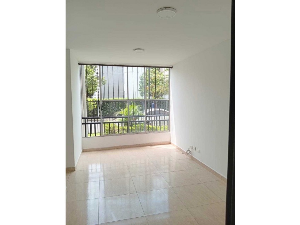 Venta apartamento en conjunto barrio Las Vegas de Comfandi Cali