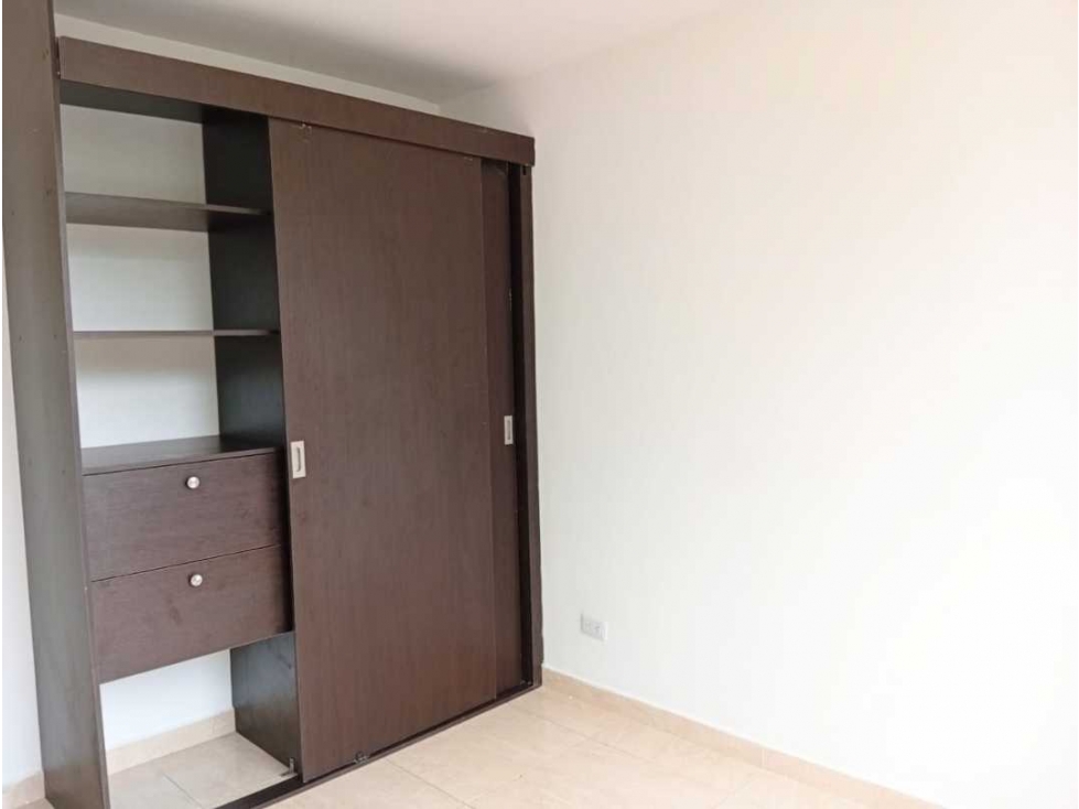 Venta apartamento en conjunto barrio Las Vegas de Comfandi Cali — foto 5