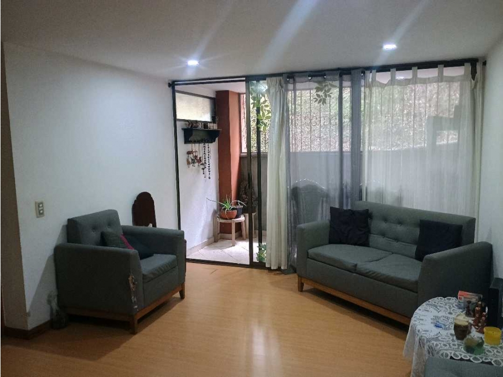 Venta apartamento en conquistadores