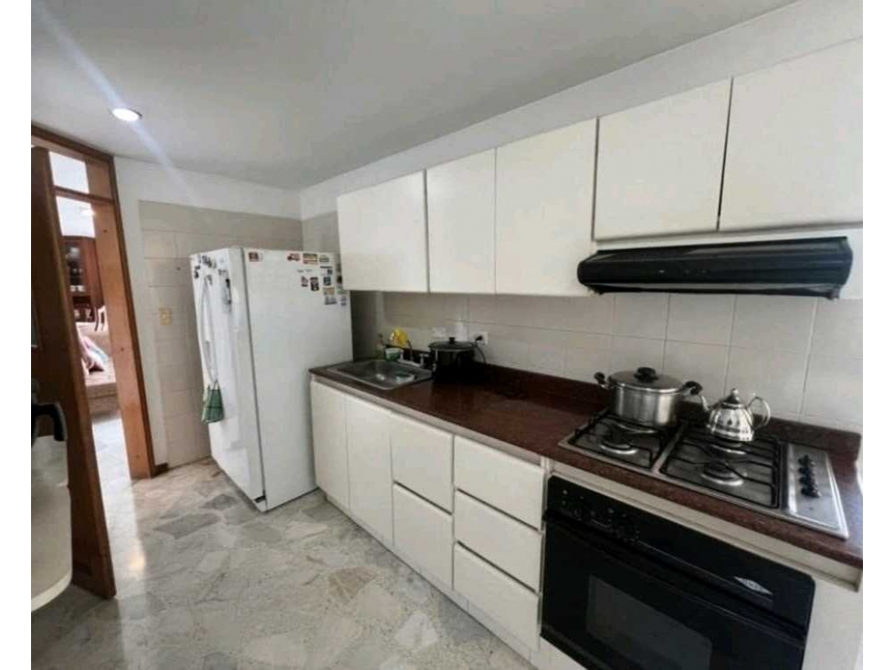 Venta apartamento en edificio barrio Camino Real Cali — foto 4