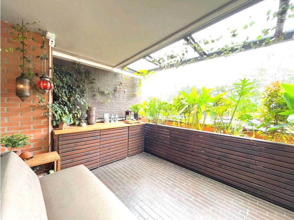 Venta apartamento en el Poblado cerca al CES,gran terraza,2 alcobas! — foto 2