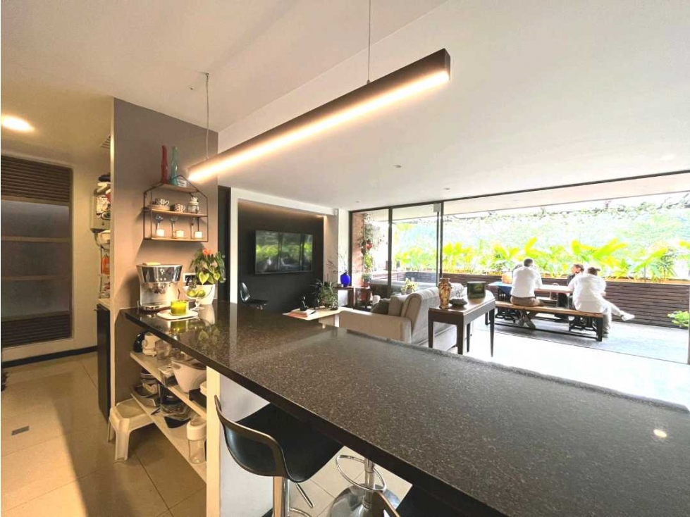 Venta apartamento en el Poblado cerca al CES,gran terraza,2 alcobas! — foto 6