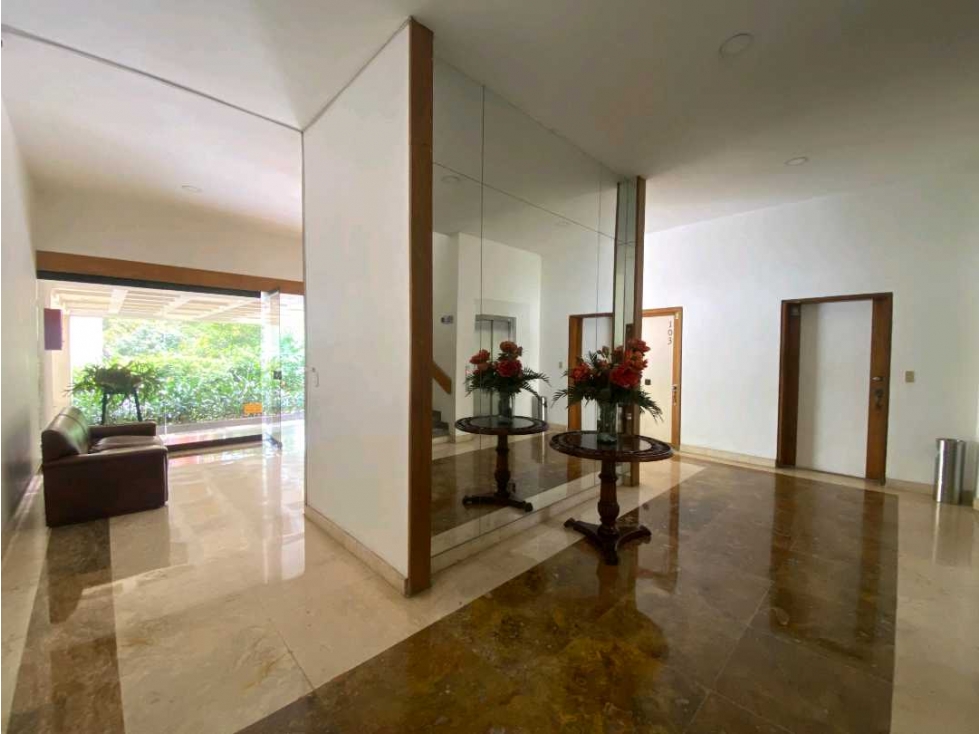 Venta apartamento en el Poblado Cerca al club Campestre 230 mt2 — foto 5