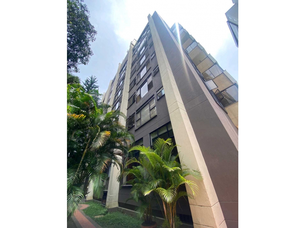 Venta apartamento en el Poblado Cerca al club Campestre 230 mt2 — foto 3