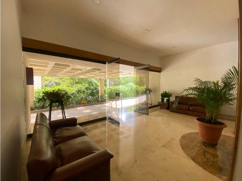 Venta apartamento en el Poblado Cerca al club Campestre 230 mt2 — foto 4