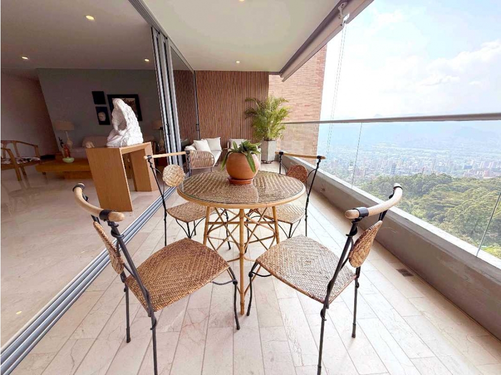 Venta apartamento en el Poblado parte alta,exclusividad y elegancia ! — foto 3