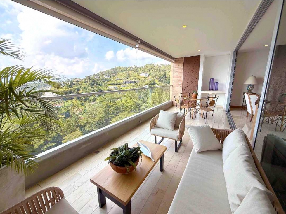 Venta apartamento en el Poblado parte alta,exclusividad y elegancia ! — foto 4