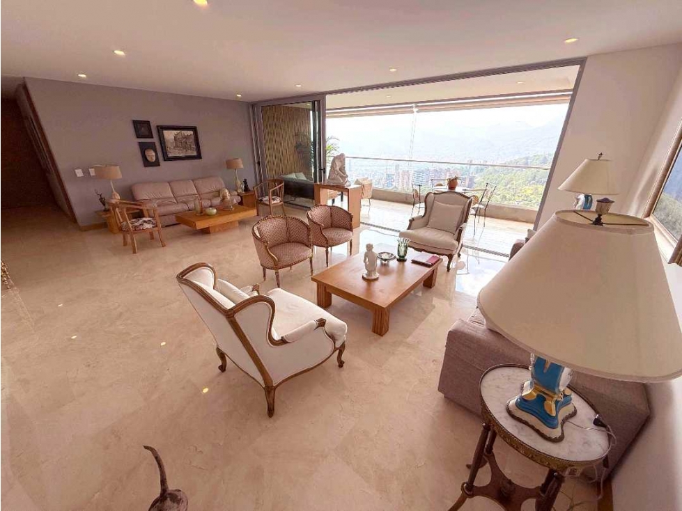 Venta apartamento en el Poblado parte alta,exclusividad y elegancia ! — foto 6