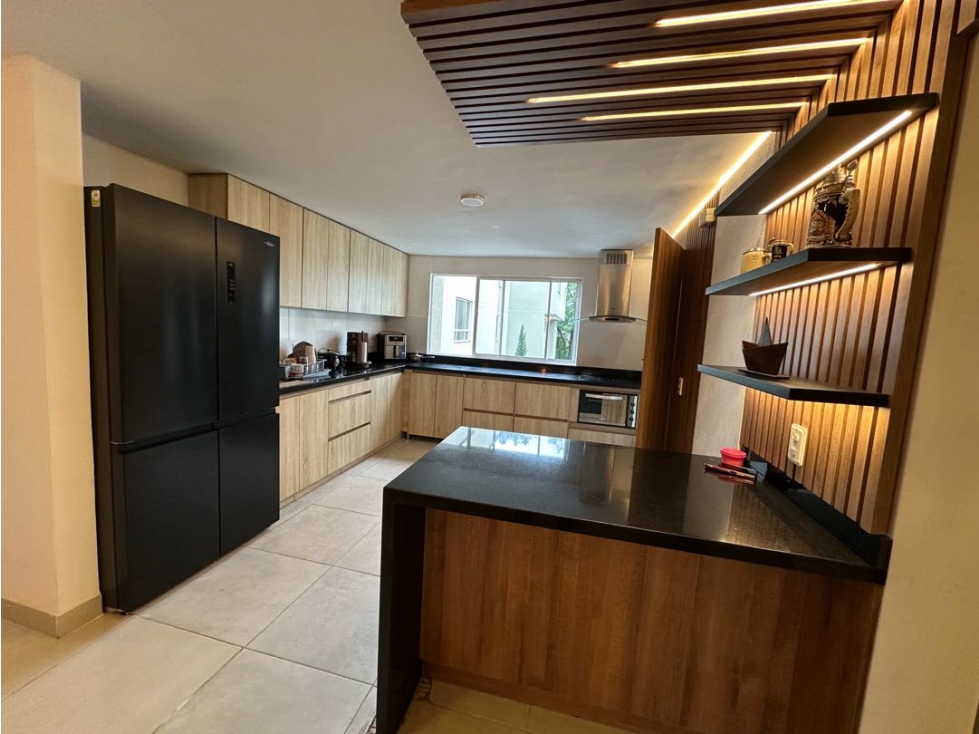 Venta Apartamento en el Poblado | 246 m² | Balcón amplio - 3
