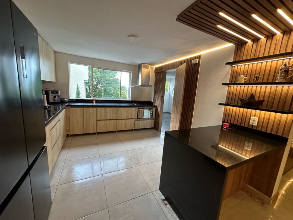Venta Apartamento en el Poblado | 246 m² | Balcón amplio - 4