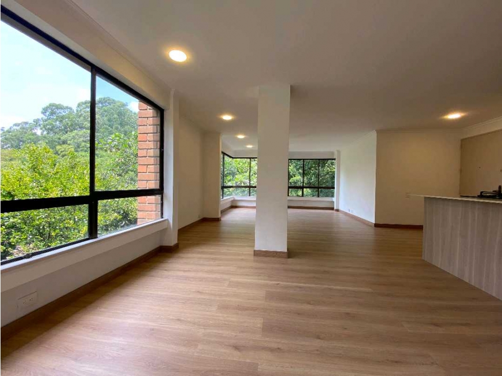 Venta apartamento en el Poblado cerca a La Frontera,remodelado! — foto 3