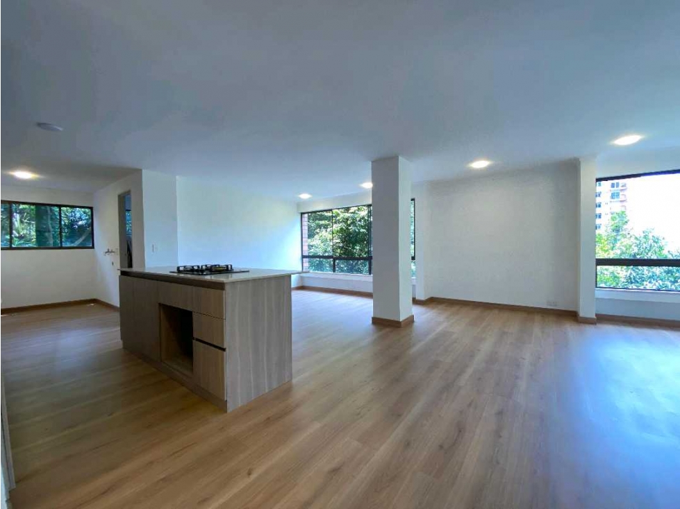 Venta apartamento en el Poblado cerca a La Frontera,remodelado! — foto 4