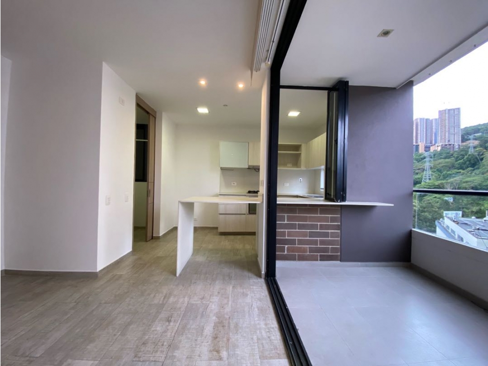 VENTA DE APARTAMENTO EN EL POBLADO - CASTROPOL — foto 5