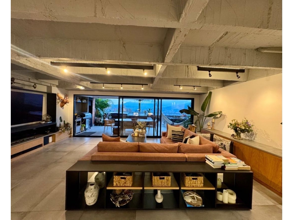 VENTA APARTAMENTO EL POBLADO PARTE ALTA SECTOR CES