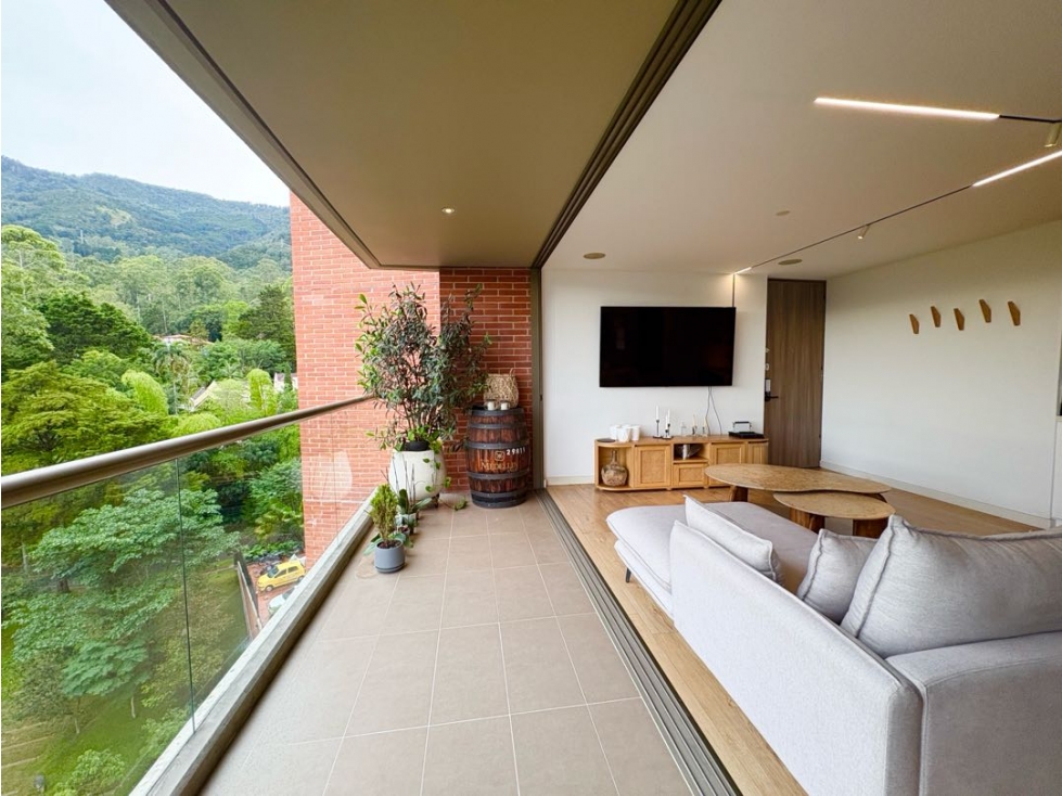 Venta apartamento en el Poblado.Cola del zorro. Medellín — foto 2