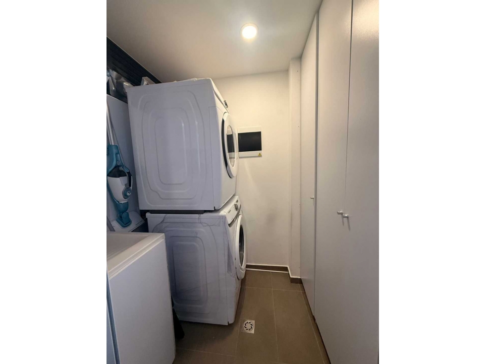 Venta apartamento en El Trianon, Envigado. Moderno, muy nuevo — foto 6