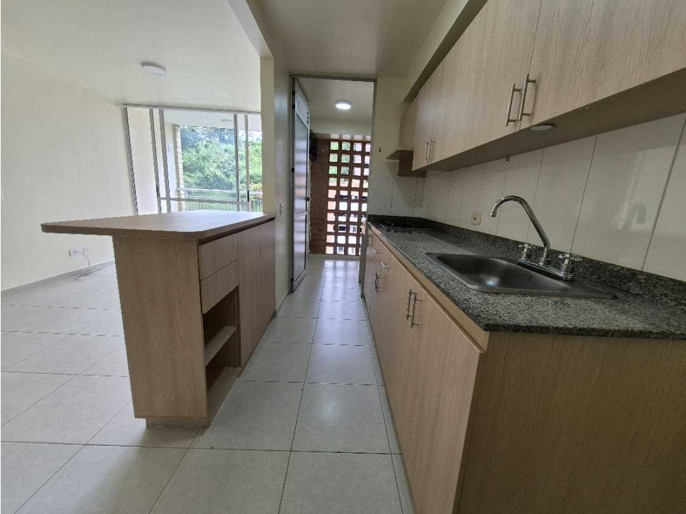 Venta apartamento en Envigado, sitio tranquilo y campestre.