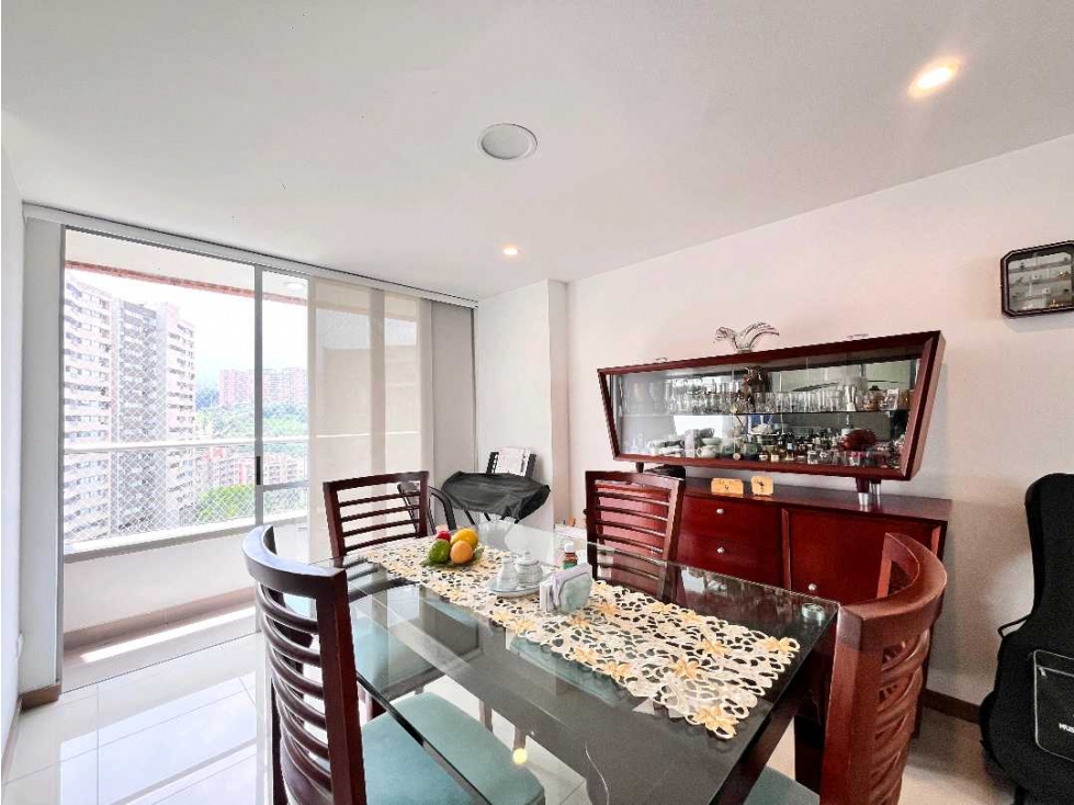 Venta apartamento en Envigado loma del Chocho,3 más servicio,2 parq. — foto 4