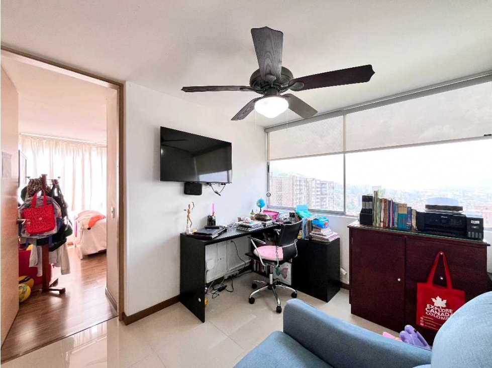 Venta apartamento en Envigado loma del Chocho,3 más servicio,2 parq. — foto 5