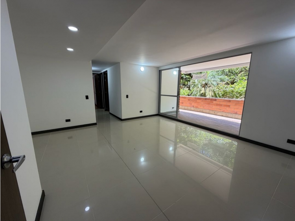VENTA APARTAMENTO EN ENVIGADO SECTOR LA CUENCA URB FAMILIAR