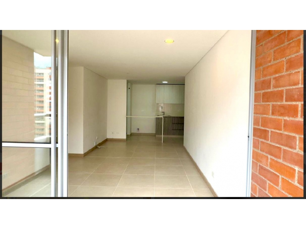 VENTA APARTAMENTO EN ENVIGADO-CAMINO VERDE-HERMOSA VISTA-COMO NUEVO !! — foto 6