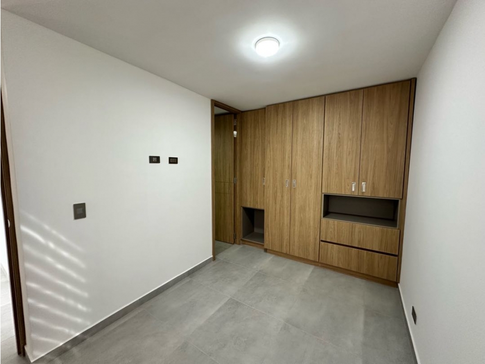 VENTA APARTAMENTO EN LA ESTRELLA-CIUDAD JARDÍN PISO 15- PARA ESTRENAR — foto 6
