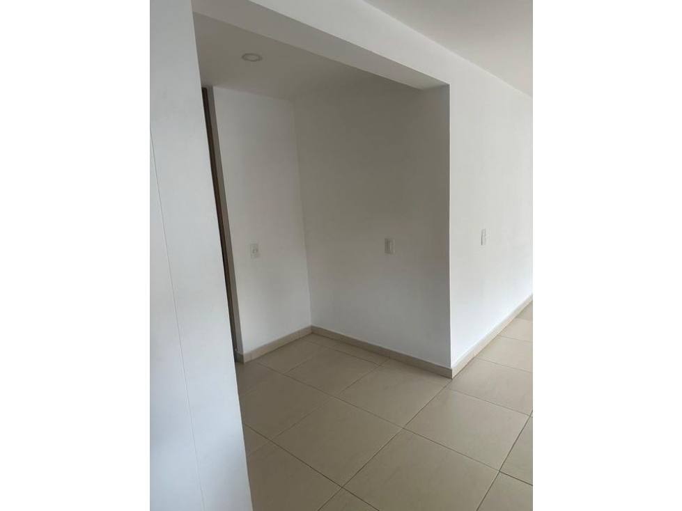 Venta Apartamento en la Loma de los Bernal — foto 4