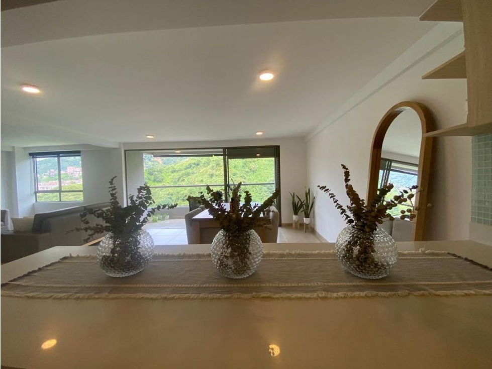 VENTA APARTAMENTO EN LA LOMA DE LOS BERNAL — foto 4
