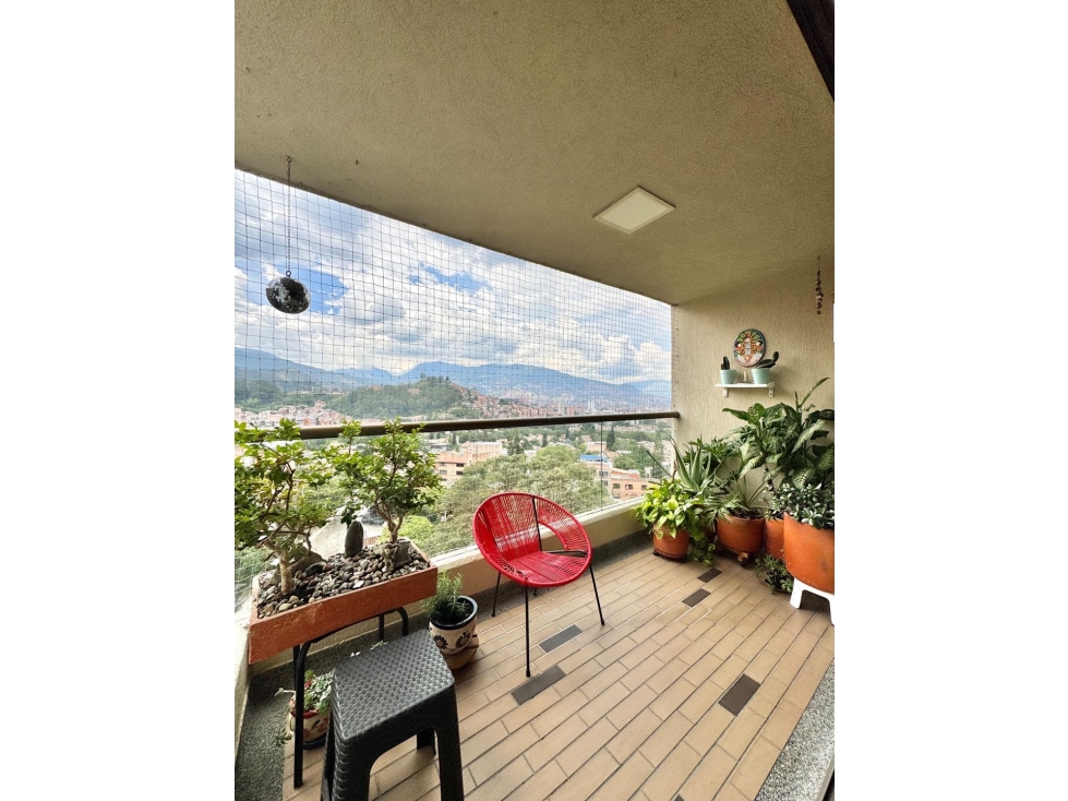 VENTA DE APARTAMENTO LOMA DE LOS BERNAL — foto 2
