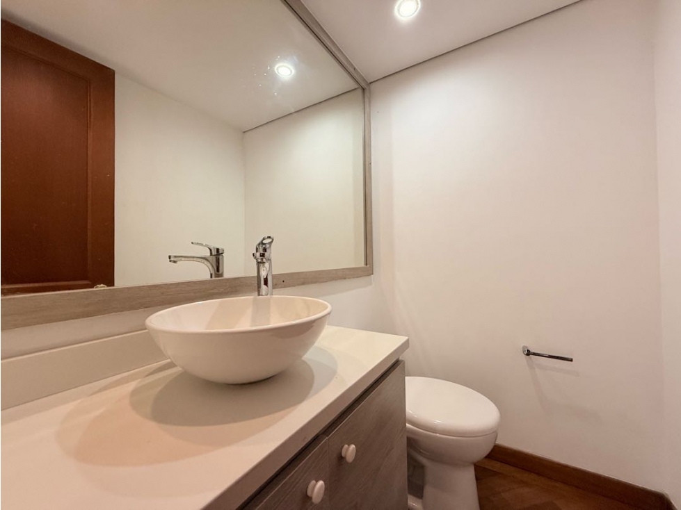 VENTA APARTAMENTO EN LAURELES MEDELLIN, VIVE COMO EN UNA CASA 261073 — foto 6