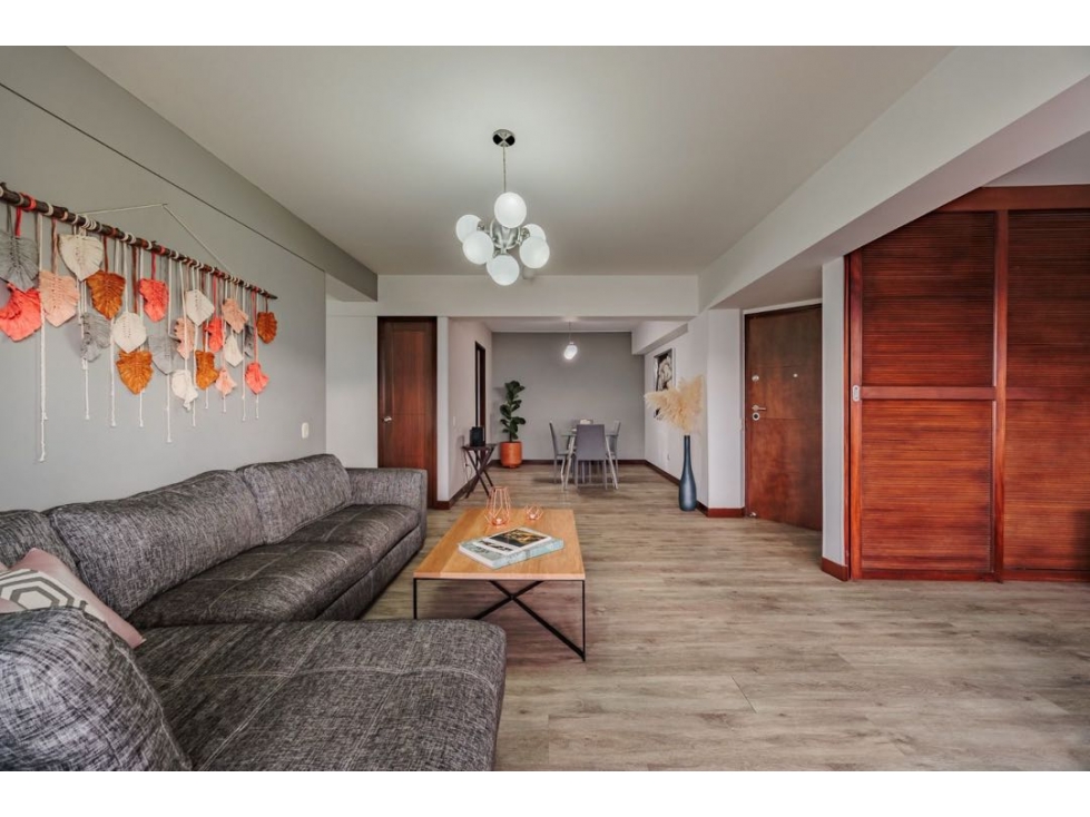 VENTA APARTAMENTO EN LOMA DEL ESCOBERO POR CC CITY PLAZA — foto 4