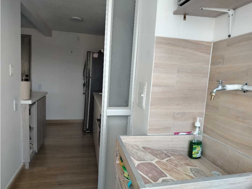 VENTA APARTAMENTO EN LOS COLORES CERCA AL CC EL DIAMANTE Y 4 BRIGADA. — foto 4