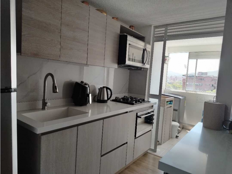 VENTA APARTAMENTO EN LOS COLORES CERCA AL CC EL DIAMANTE Y 4 BRIGADA. — foto 5