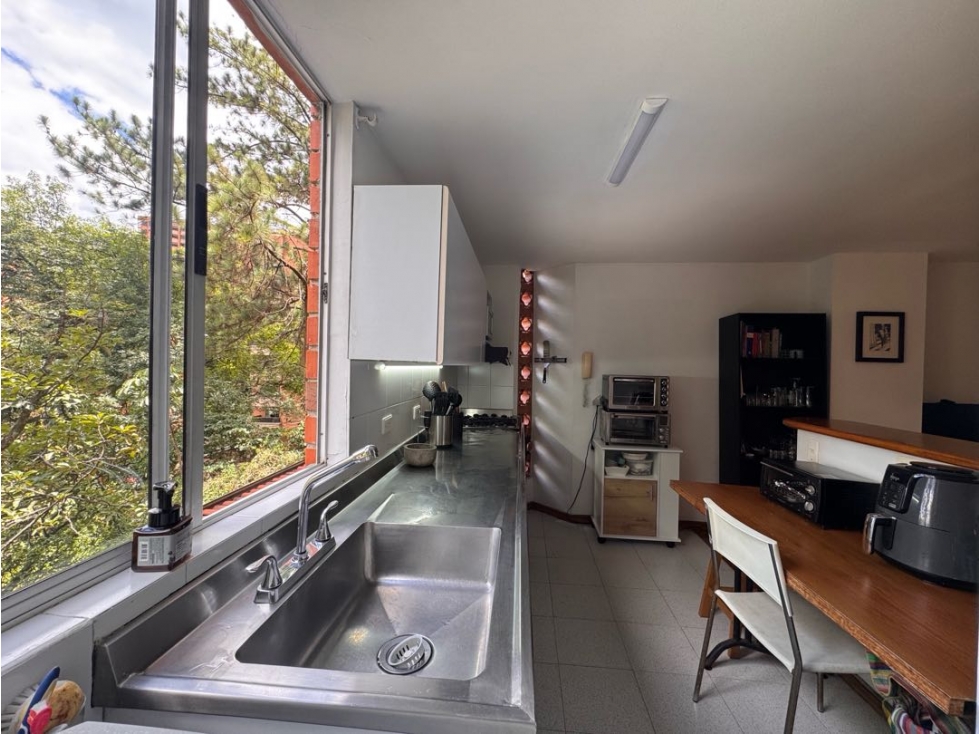 VENTA APARTAMENTO EN LOS YARUMOS, EL POBLADO, MEDELLÍN — foto 6