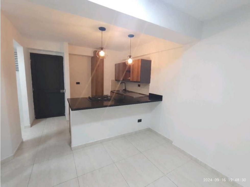 Venta Apartamento en madera con parqueadero de carro y moto