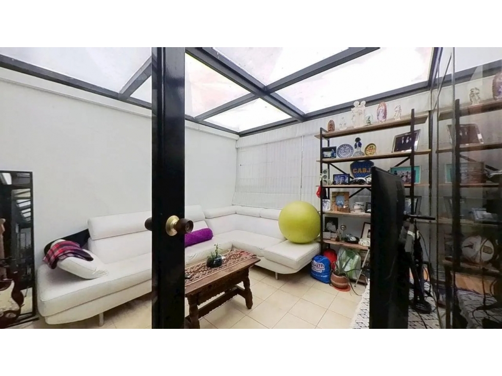 Venta Apartamento en Mazuren, Suba, Bogotá · con terraza — foto 3