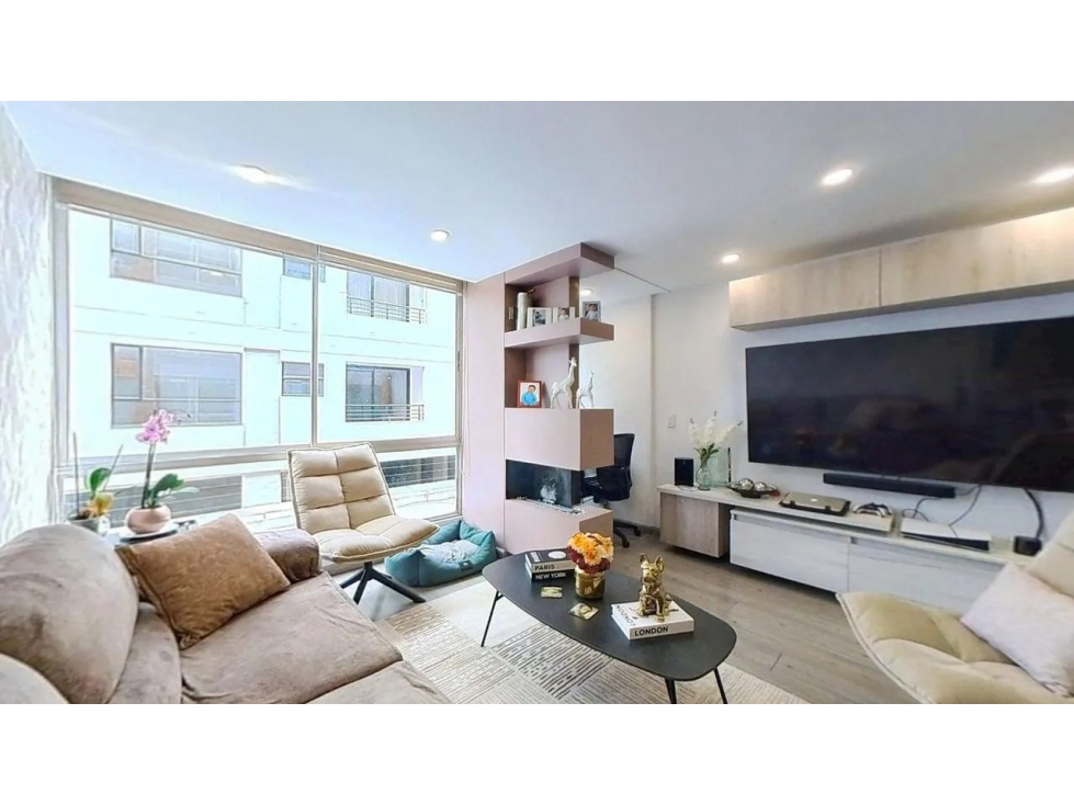 Venta Apartamento en Nuevo Country, Usaquén, Bogotá · Bajó $15.6M — foto 3