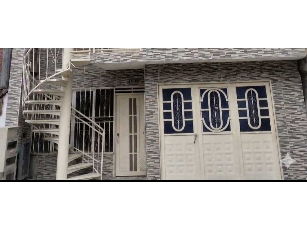 VENTA APARTAMENTO EN PROPIEDAD HORIZONTAL CON LOCAL EN MARROQUIN 3