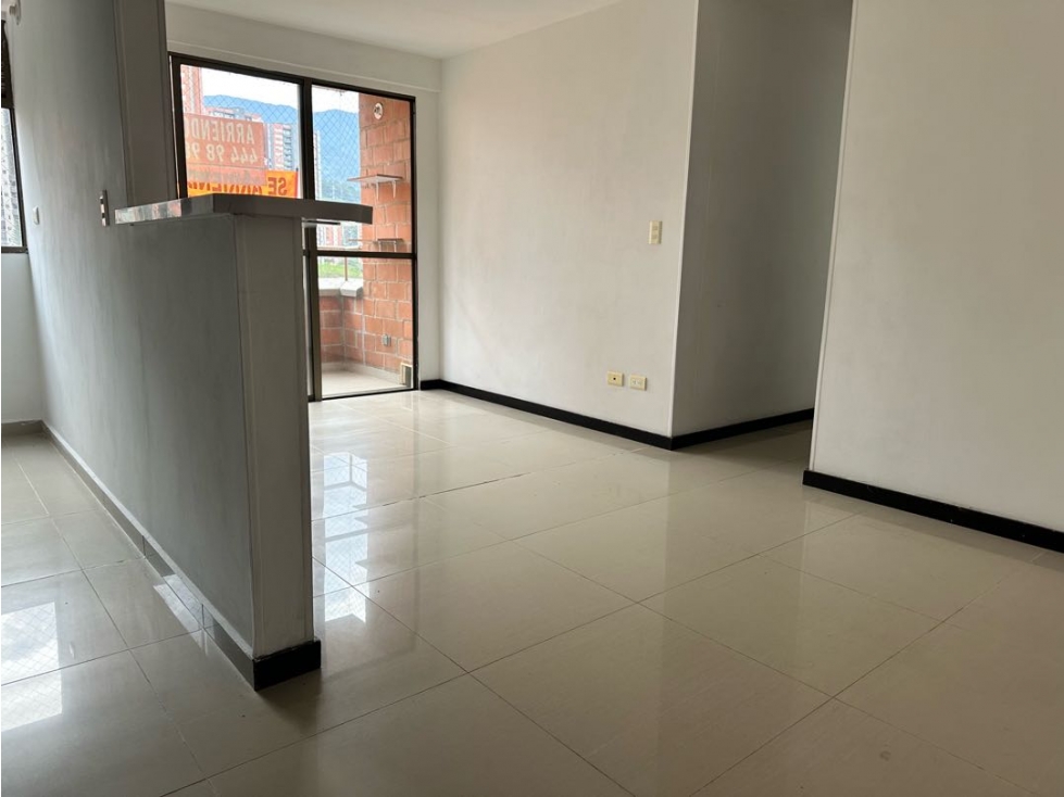 VENTA APARTAMENTO EN SABANETA SAN JOSE-CERCA AL MALL ZONA SUR — foto 4