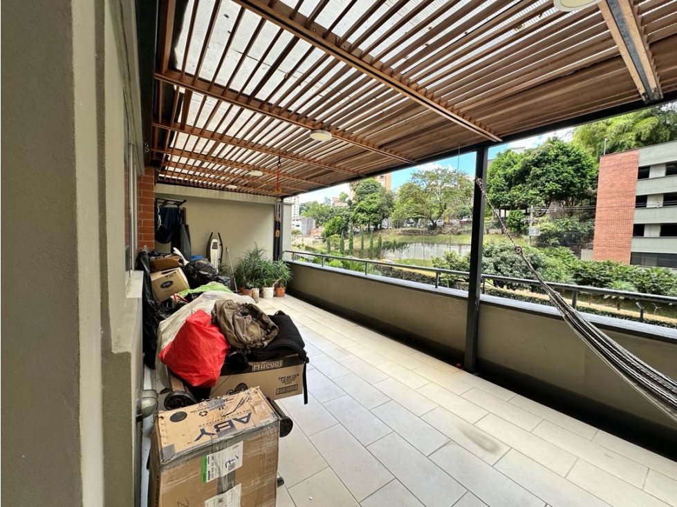 VENTA APARTAMENTO EN SABANETA CON TERRAZA 18 Mt2-SIN PONIENTE — foto 2