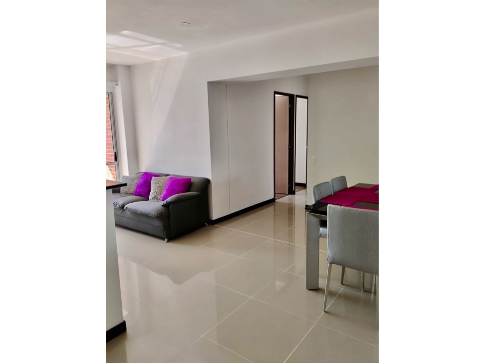 VENTA APARTAMENTO EN SABANETA-SECTOR ASDESILLAS-VISTA A LA CIUDAD-70Mt — foto 2