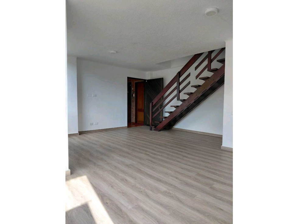 Venta apartamento Duplex Santa Anita Sur Cali (VM) — foto 3