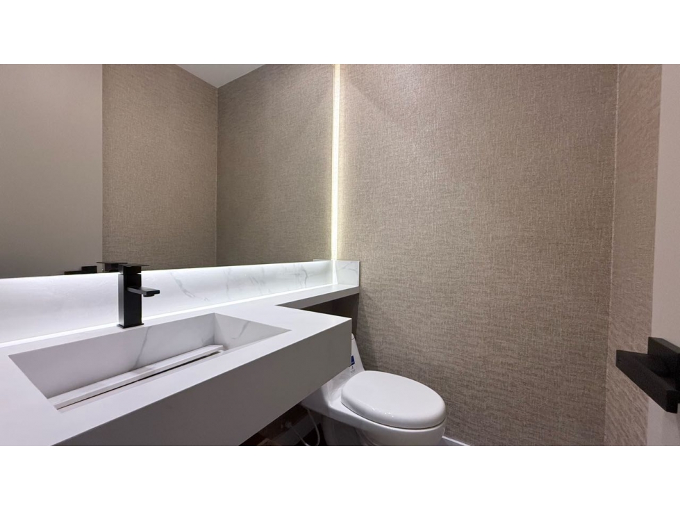 Venta apartamento Remodelado en Santa Bárbara Occidental, Bogotá — foto 6