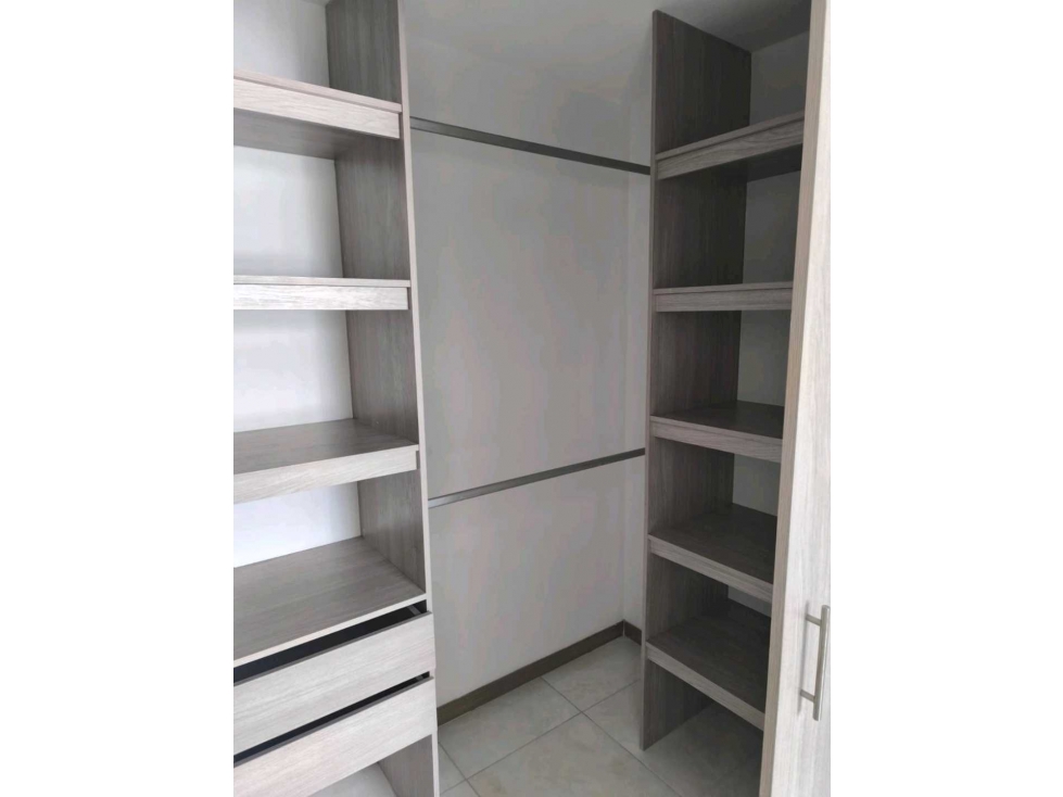 VENTA APARTAMENTO EN VALLE DEL LILI SUR DE CALI — foto 4