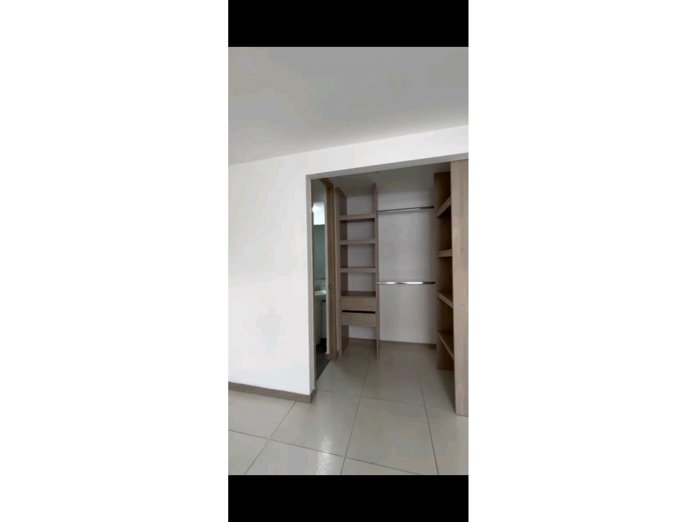 VENTA APARTAMENTO EN VALLE DEL LILI SUR DE CALI — foto 3